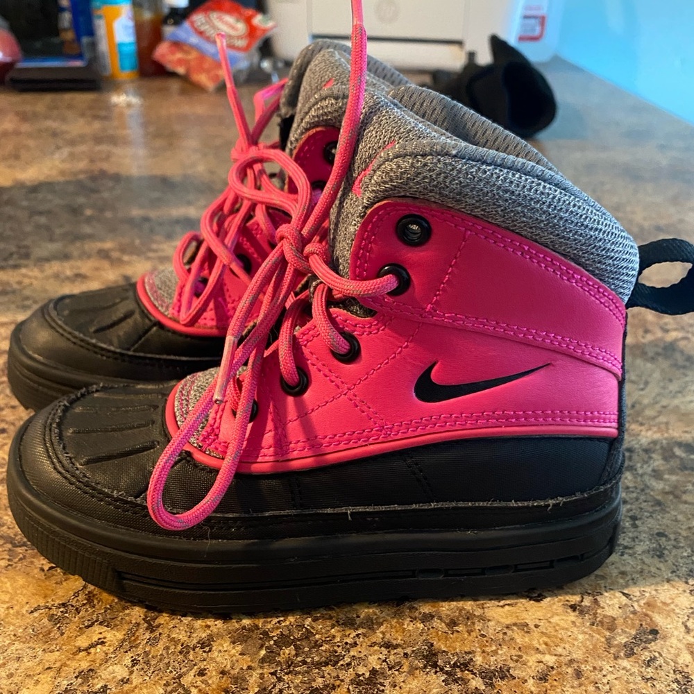 Nike Snowboots toddler 11